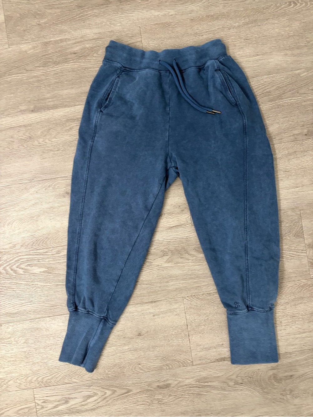 Sweaty Betty lounge joggers in heather blue  size XS Waist 13-15 inseam 26